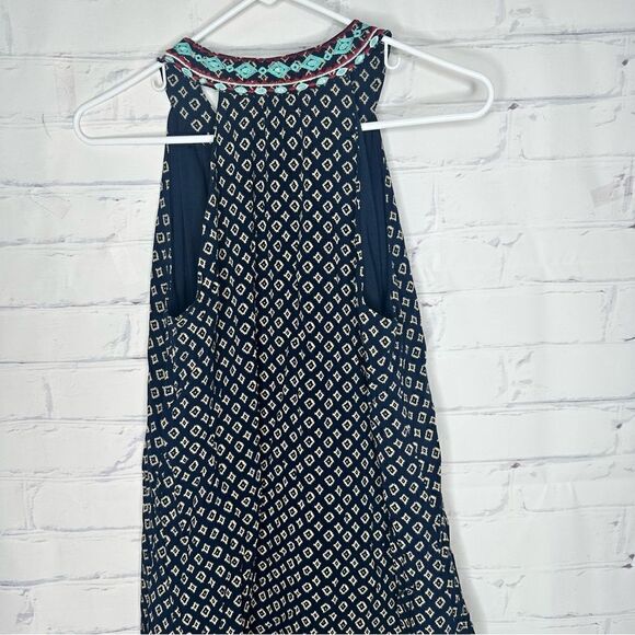 THML petite large dress - Picture 3 of 6